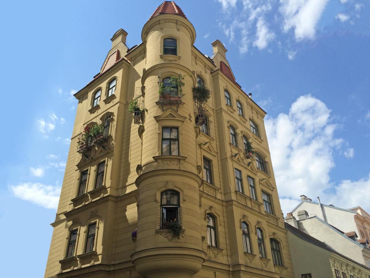 Two-Bedroom Apartment,1574772098:JPEG