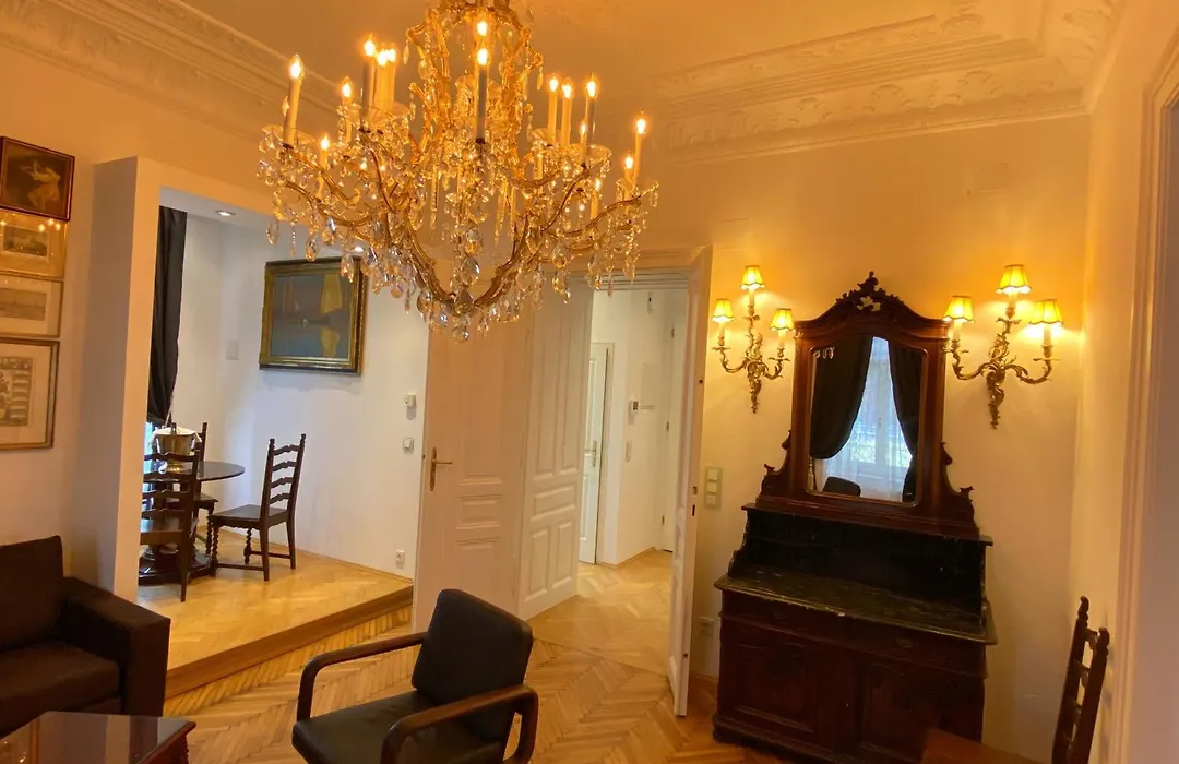 7Th Heaven Vienna Center Apartments-1